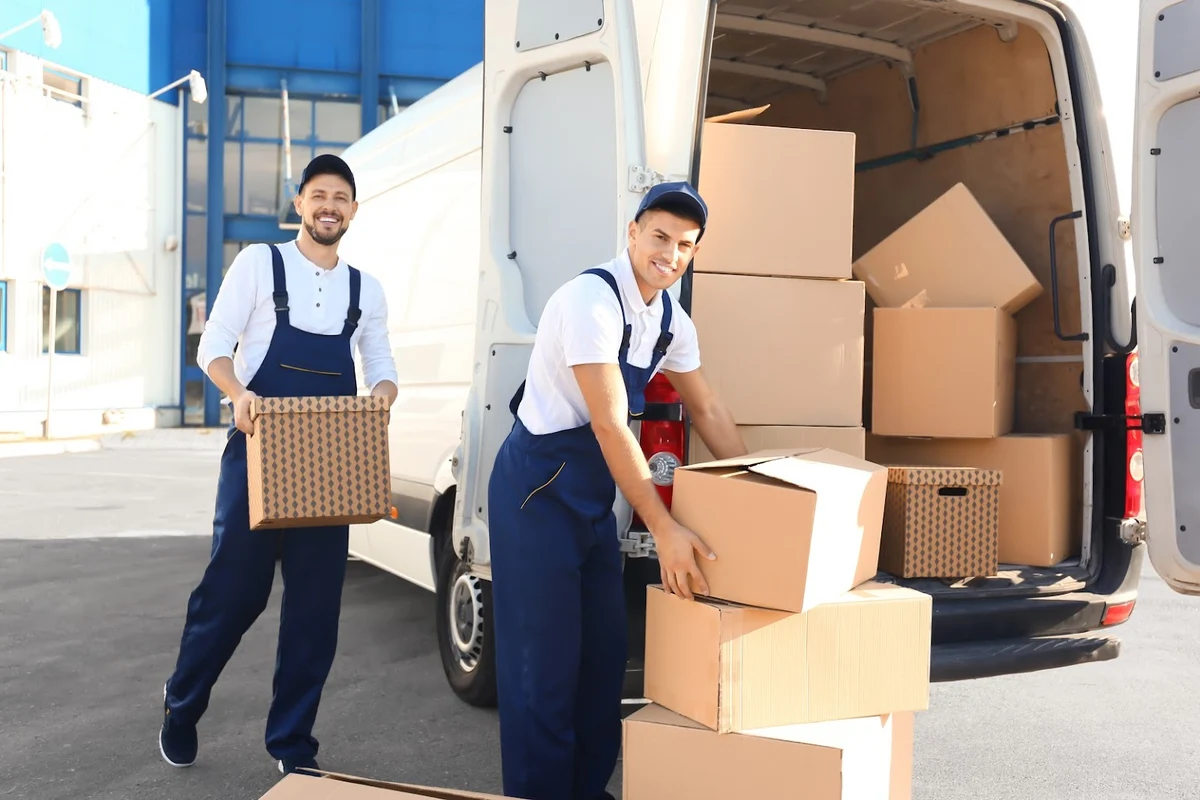 Benefits of hiring moving company