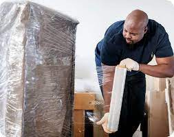 Efficient-Packing-Moving-services-in-dubai